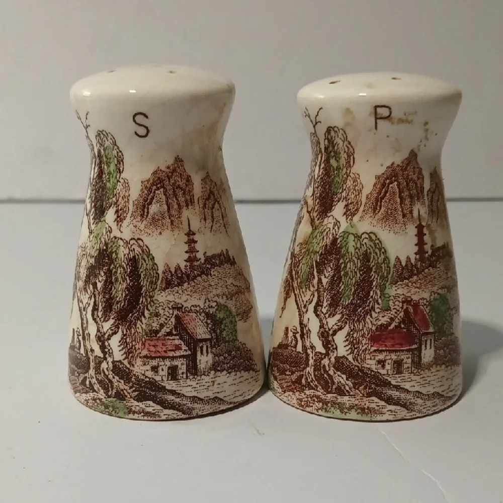 Nasco charming ceramic